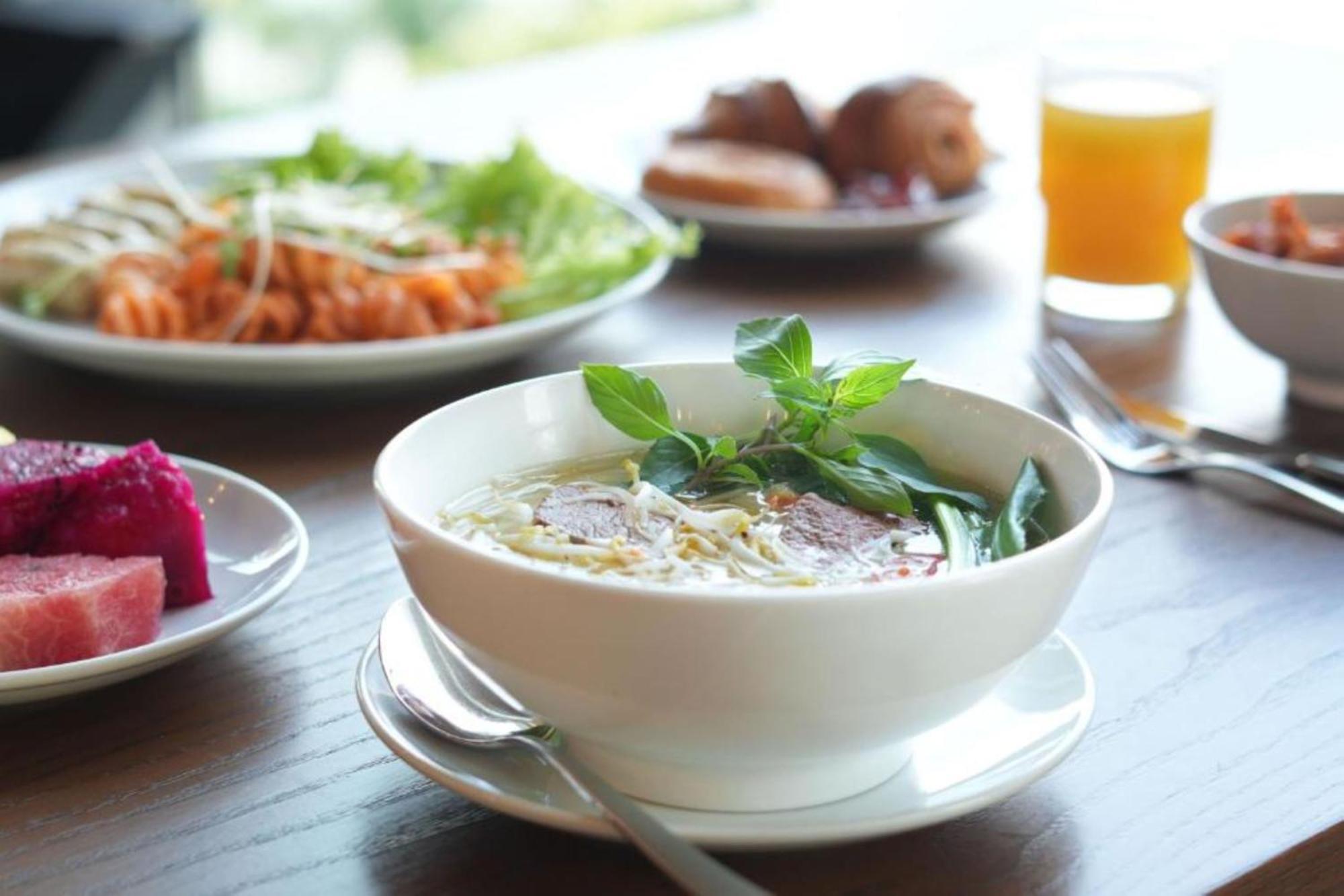 Wink Hotel Can Tho Ninh Kieu Wharf - 24Hrs Stay & Rooftop Pool Bar Bagian luar foto