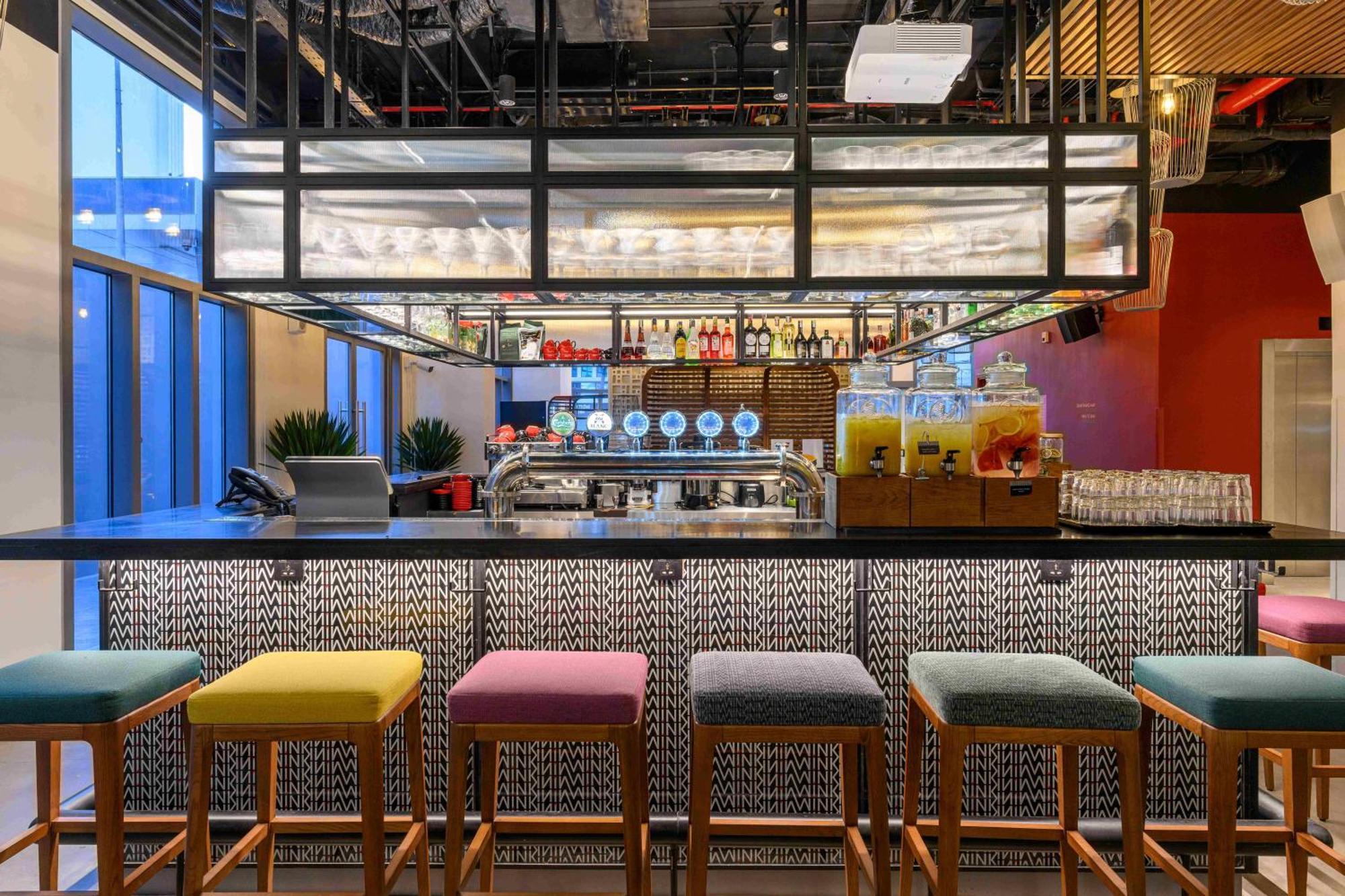 Wink Hotel Can Tho Ninh Kieu Wharf - 24Hrs Stay & Rooftop Pool Bar Bagian luar foto