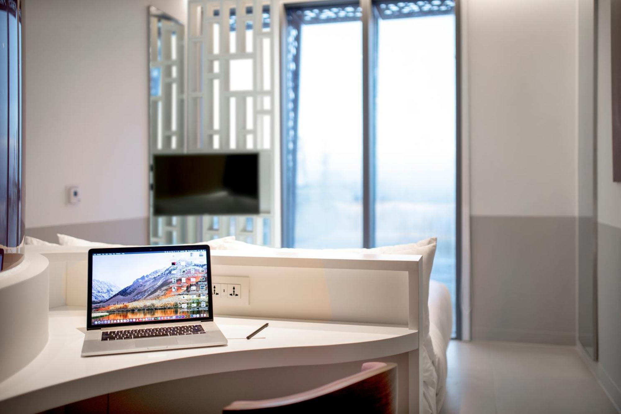 Wink Hotel Can Tho Ninh Kieu Wharf - 24Hrs Stay & Rooftop Pool Bar Bagian luar foto